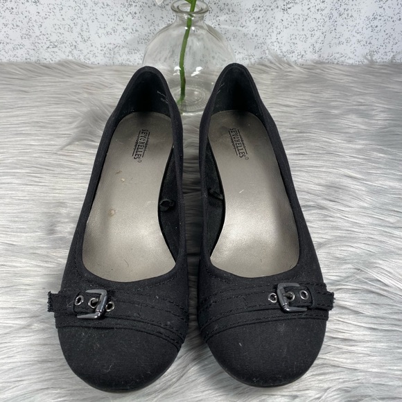 Seychelles Shoes - Seychelles Black Flats with Buckle Accent - Size 9